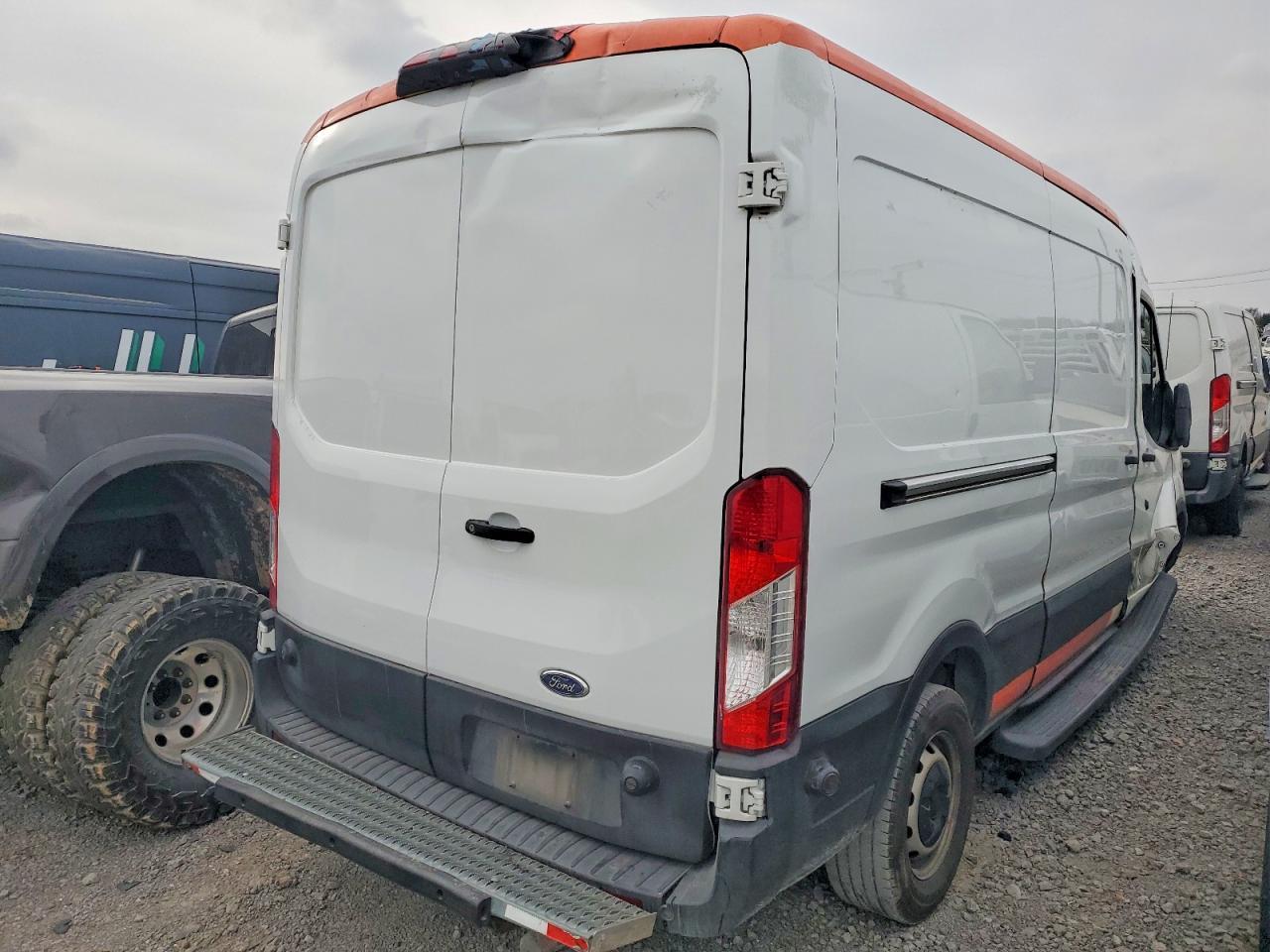 2019 Ford Transit T-250 Delivery Van - Фото 3