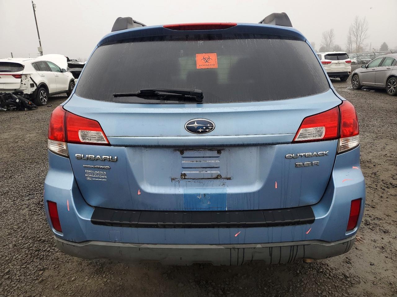 2010 Subaru Outback 3.6R Limited - Image 6