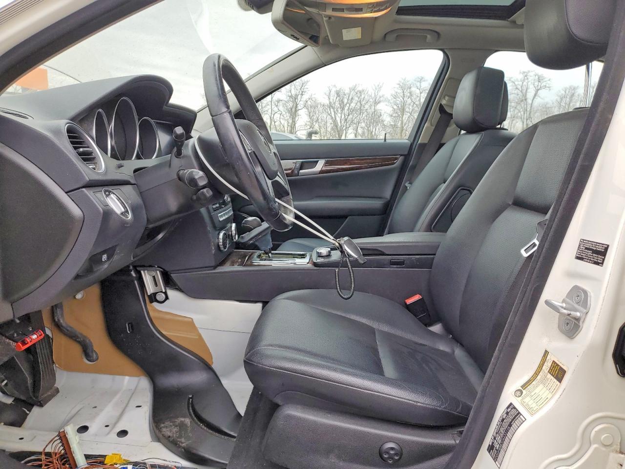 2012 Mercedes-Benz C 300 4Matic - Фото 7