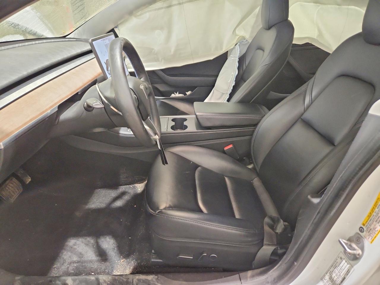 2021 Tesla Model 3 - Фото 7