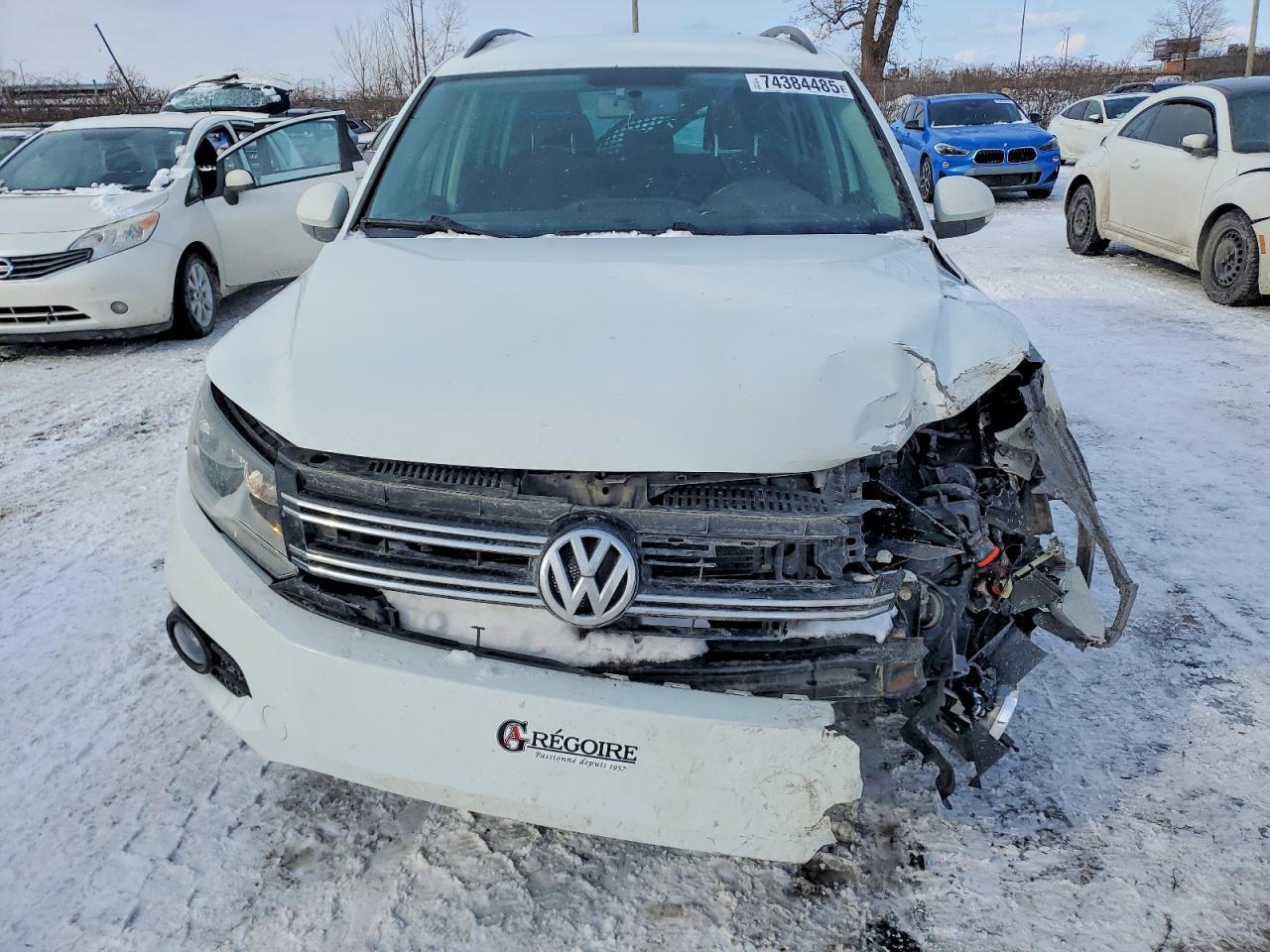 2015 Volkswagen Tiguan S - Image 5