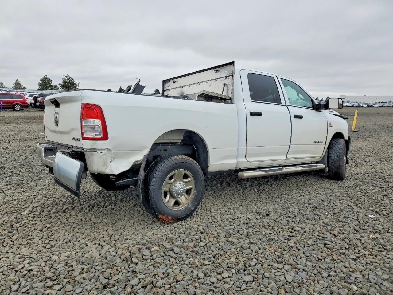 2022 Ram 2500 Tradesman - Image 3