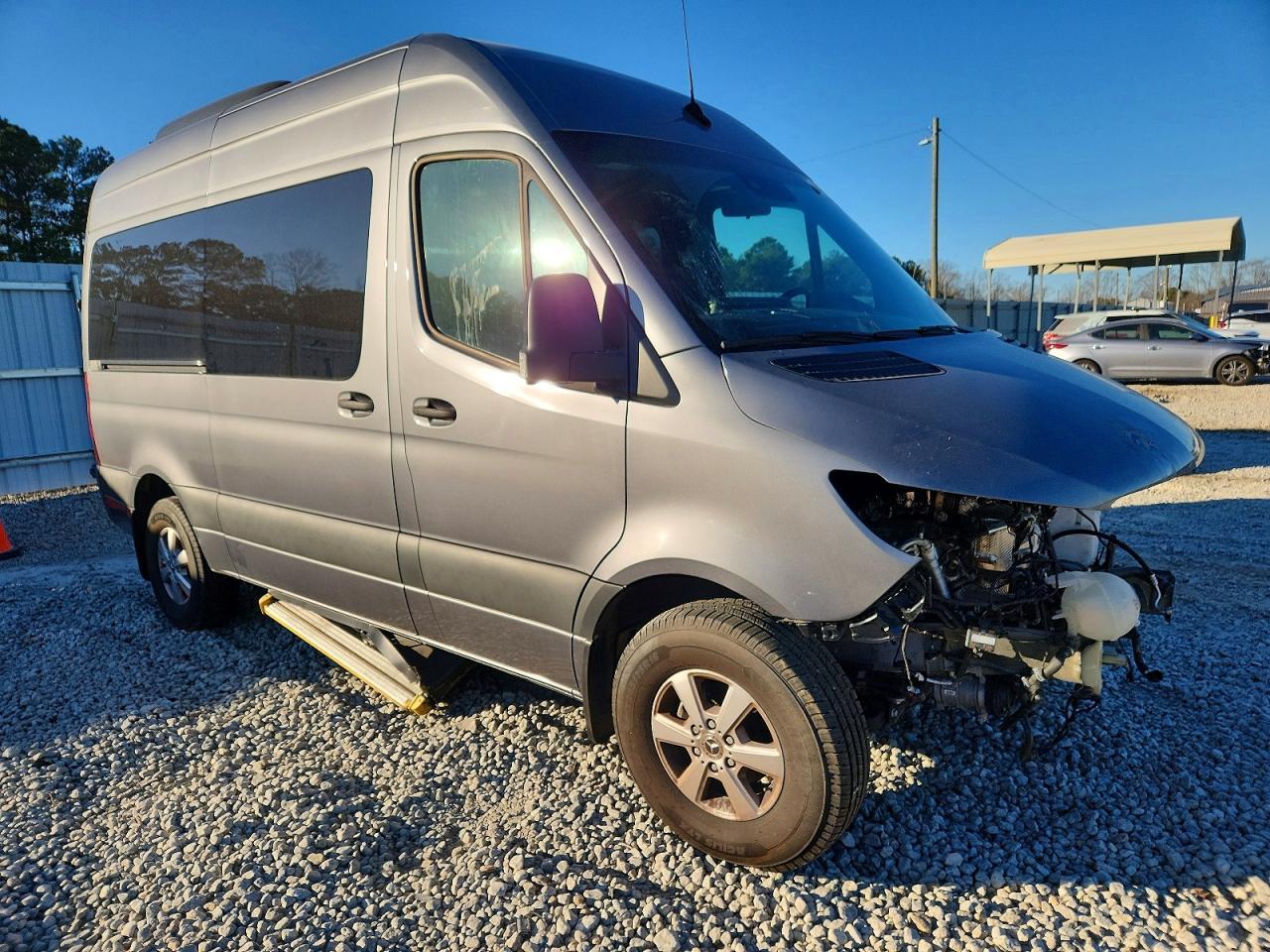 2023 Mercedes-Benz Sprinter 2500 - Фото 4