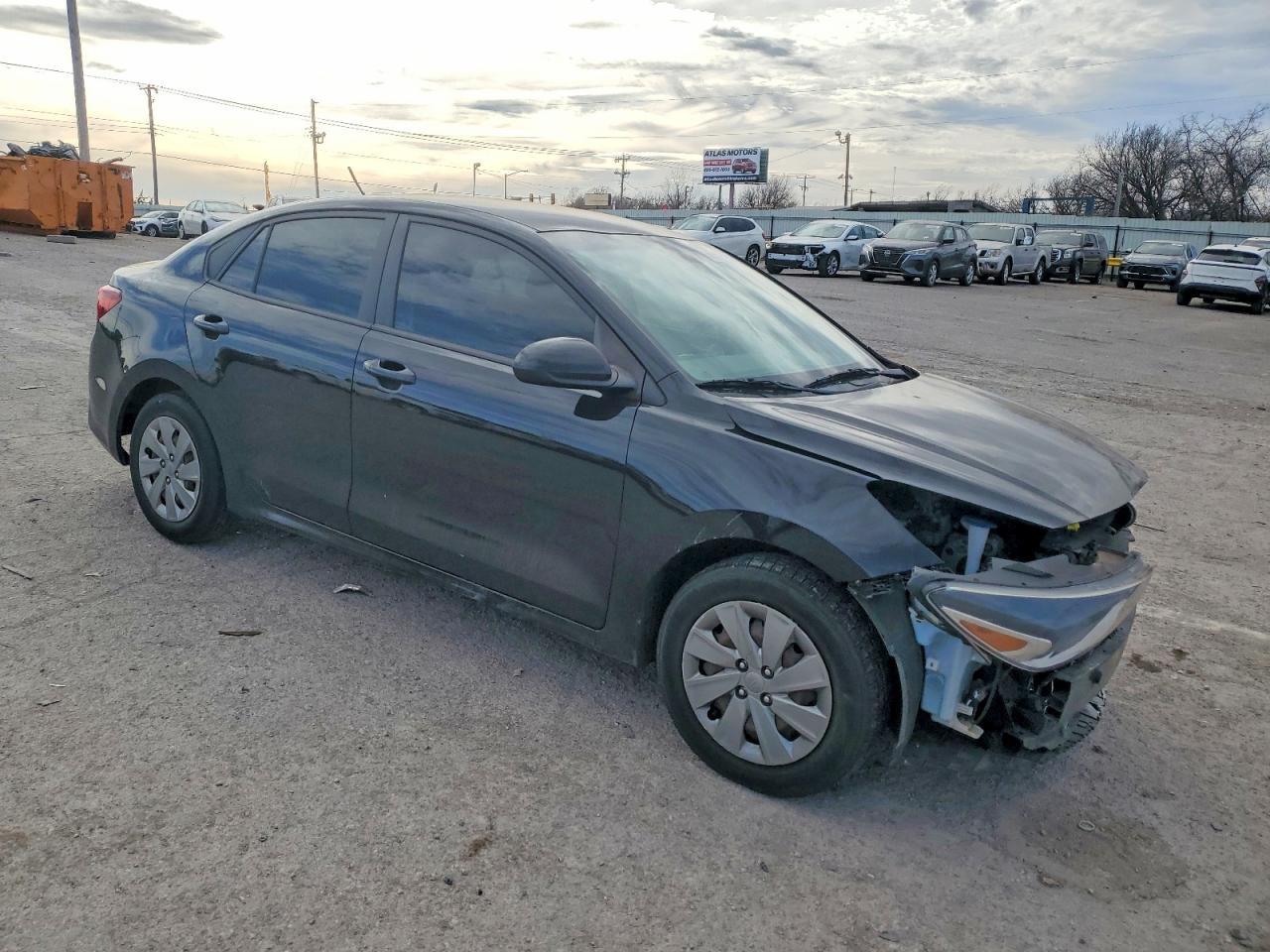 2020 Kia Rio - Фото 4