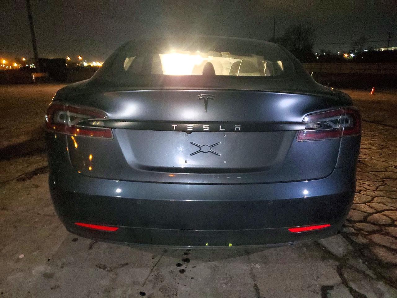 2018 Tesla Model S - Фото 6