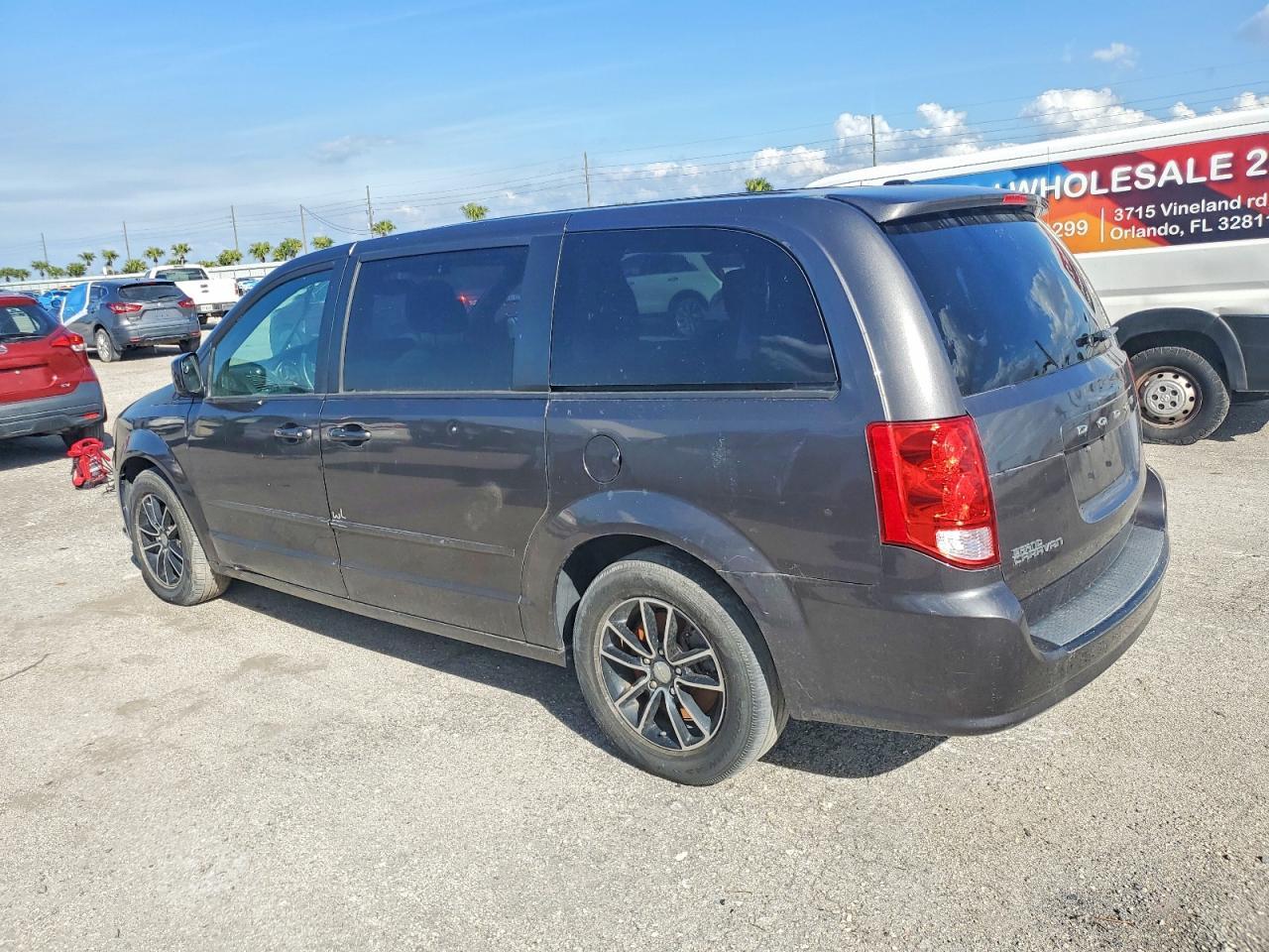 2015 Dodge Grand Caravan Sxt - Фото 2