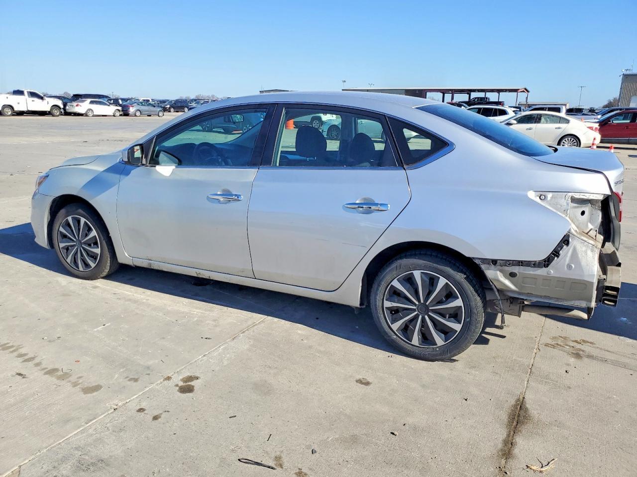 2019 Nissan Sentra S - Фото 2