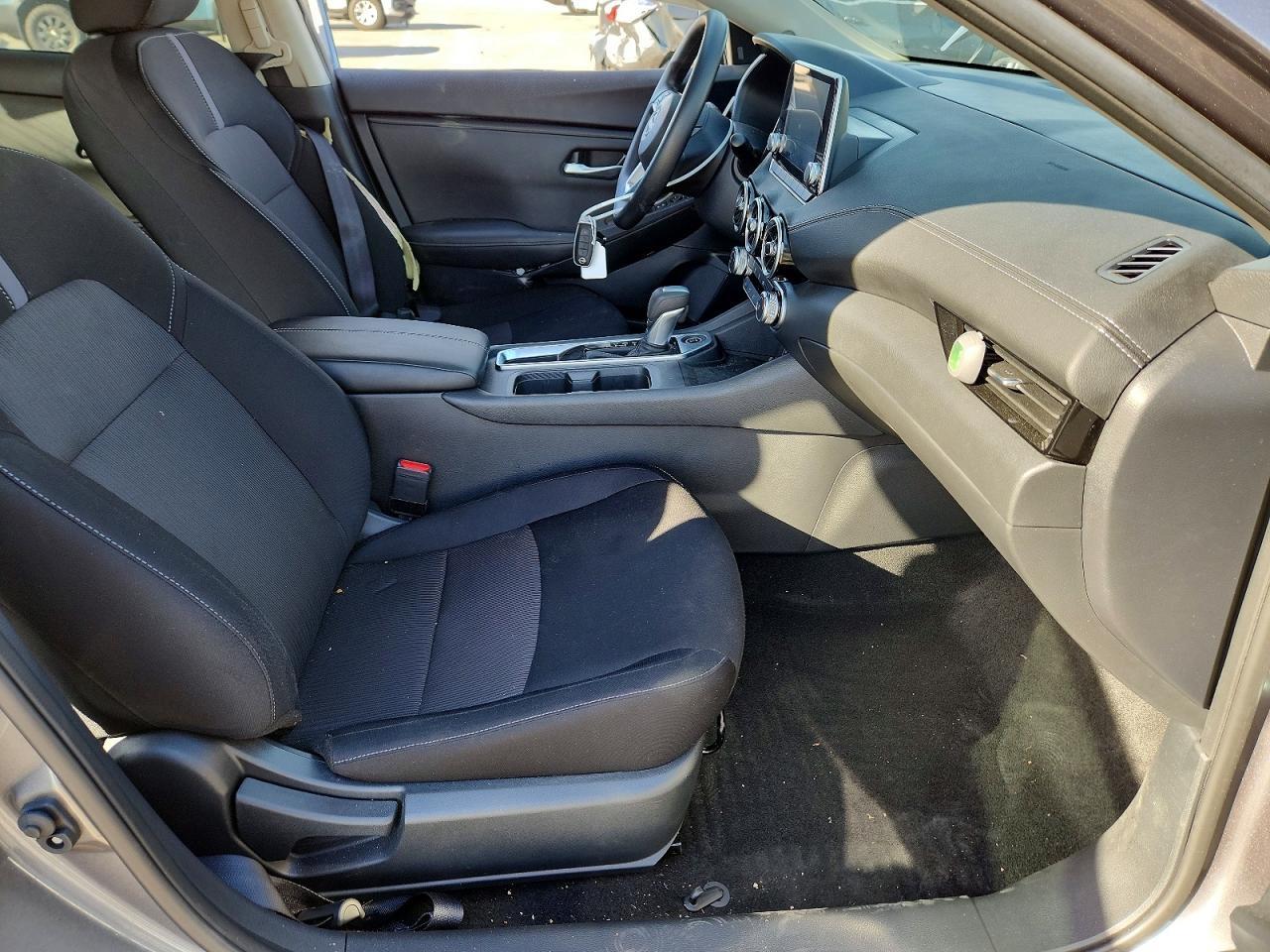 2025 Nissan Sentra - Фото 7