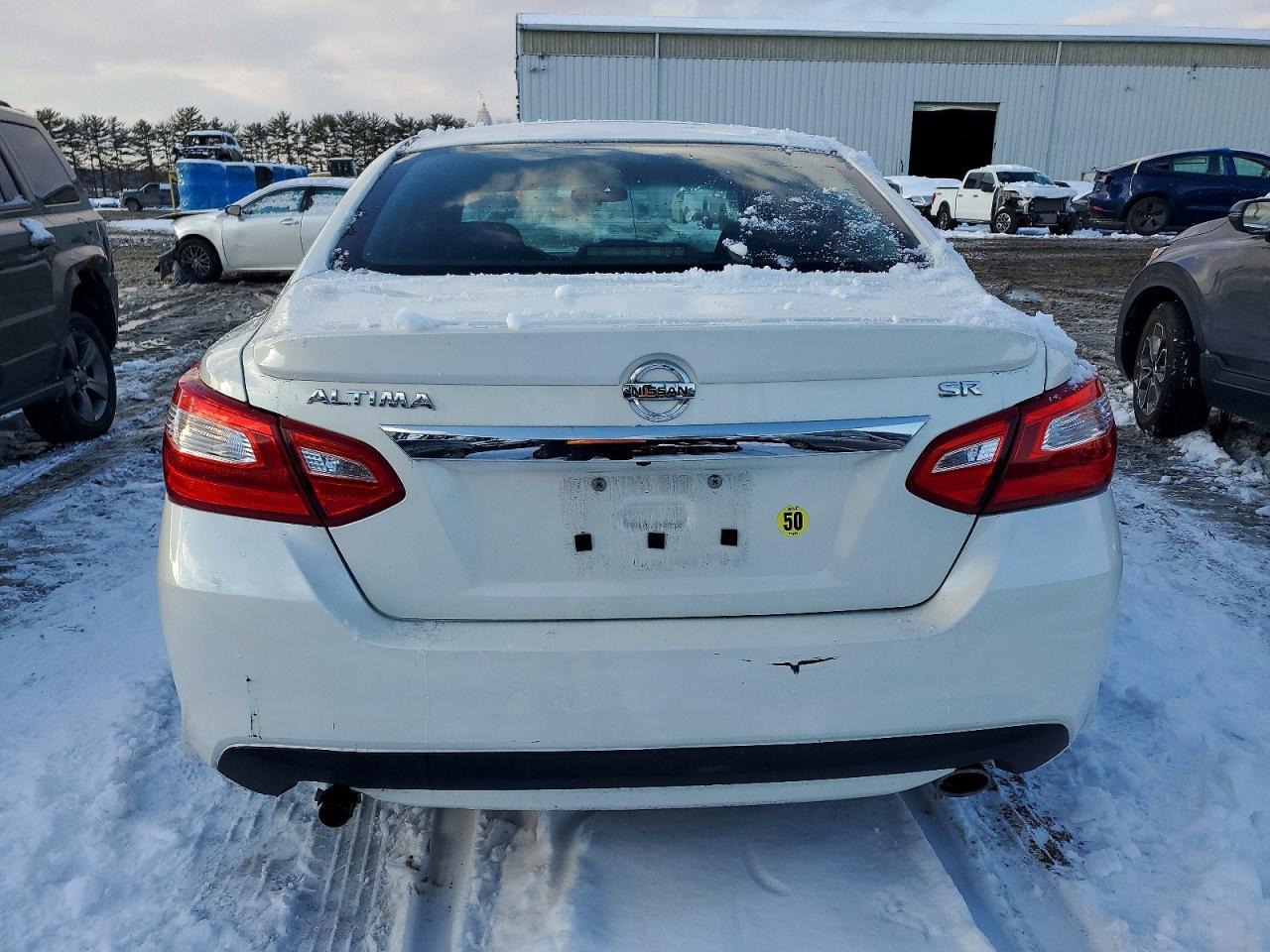 2016 Nissan Altima 2.5 - Фото 6