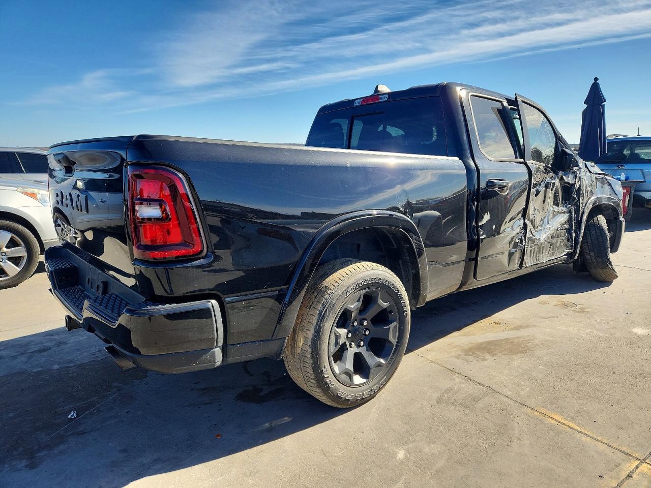 2025 Ram 1500 Lone Star 4X2 6'4 Box - Фото 3