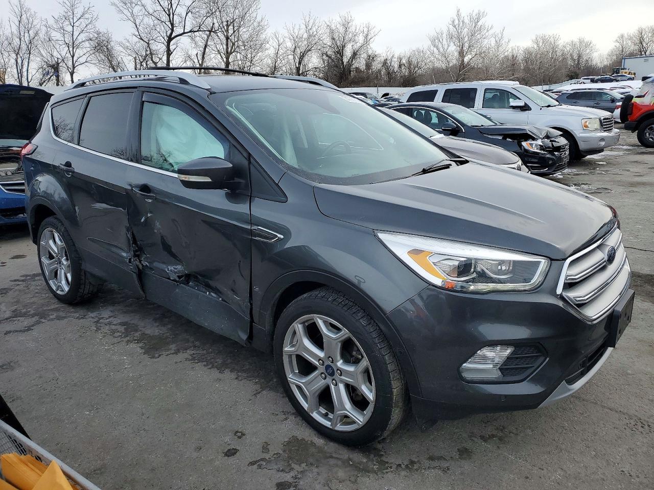 2019 Ford Escape Titanium - Фото 4