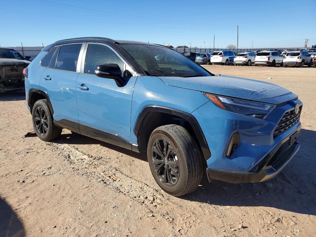 2025 Toyota Rav4 Hybrid Xse - Image 4