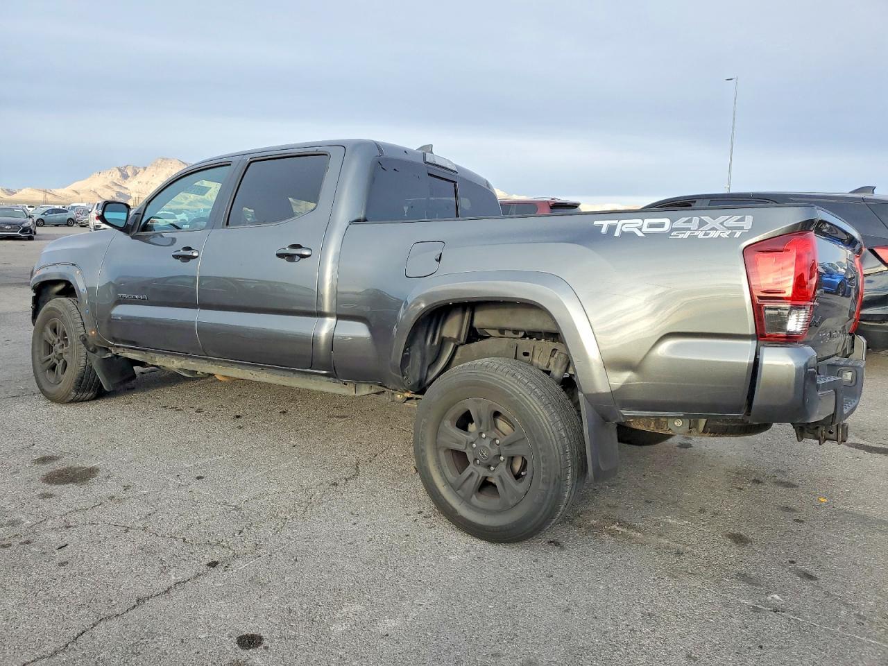 2019 Toyota Tacoma Trd Sport - Фото 2