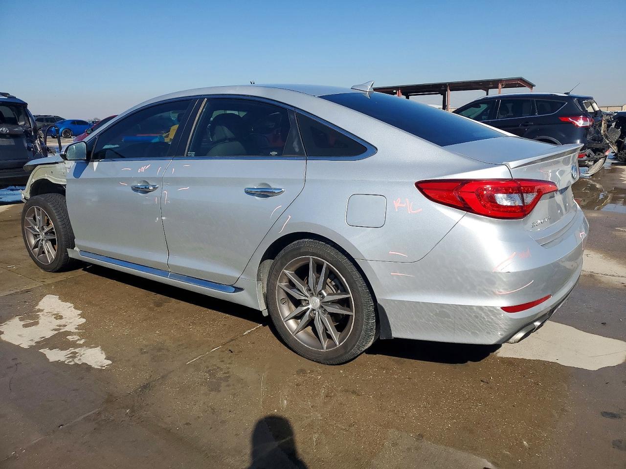 2015 Hyundai Sonata Sport - Фото 2