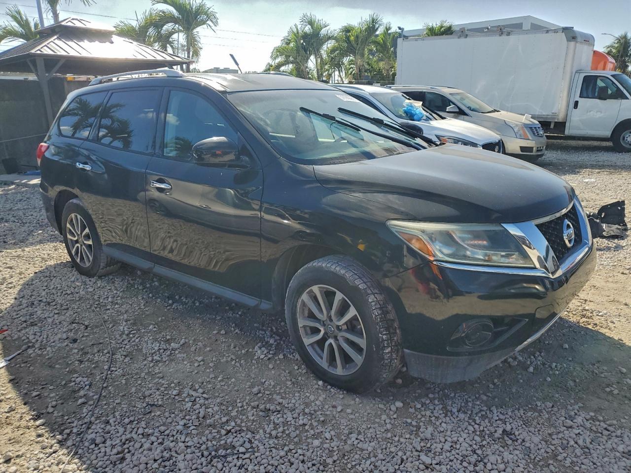 2013 Nissan Pathfinder S - Фото 4