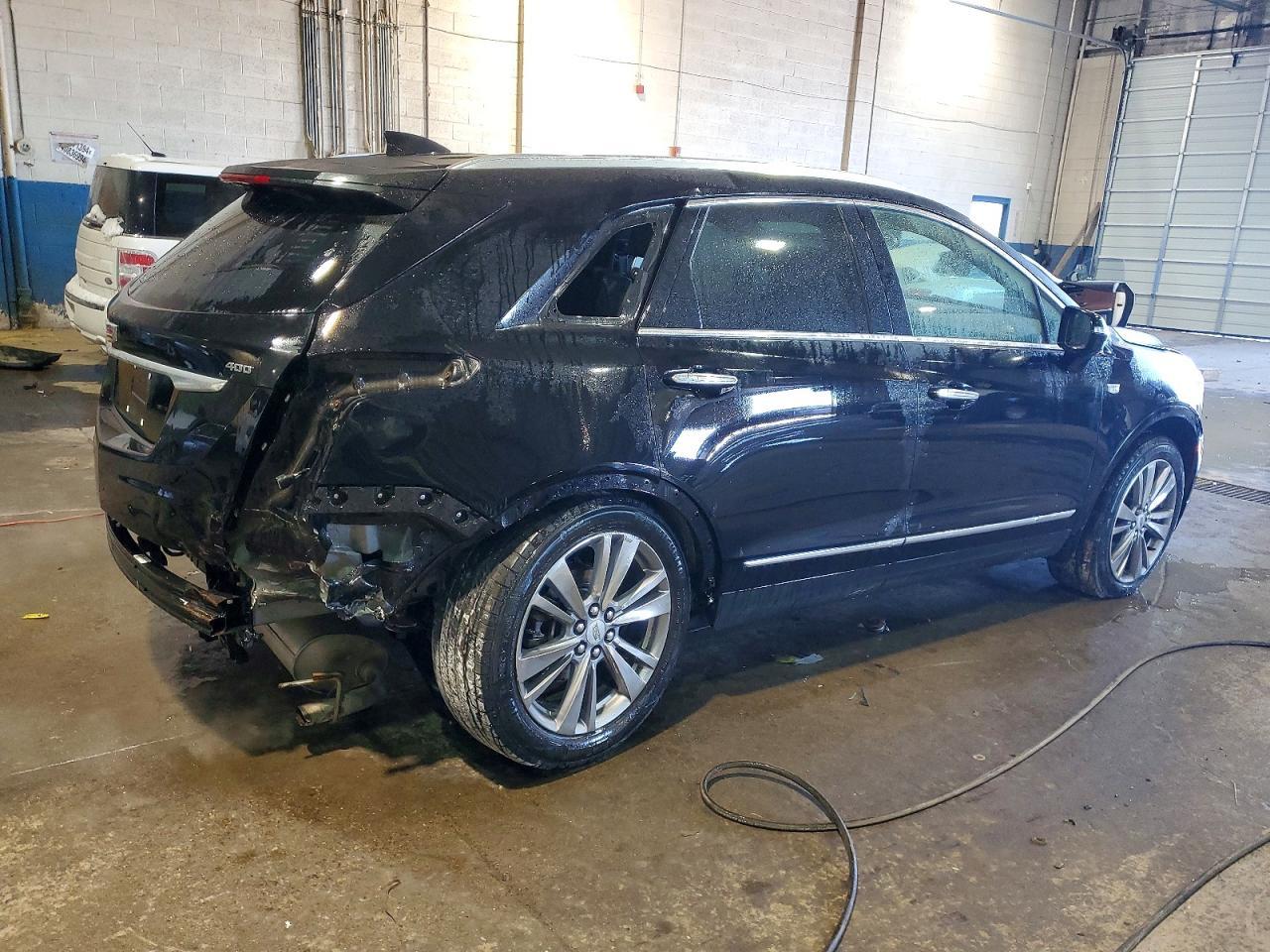 2023 Cadillac Xt5 Premium Luxury - Фото 3