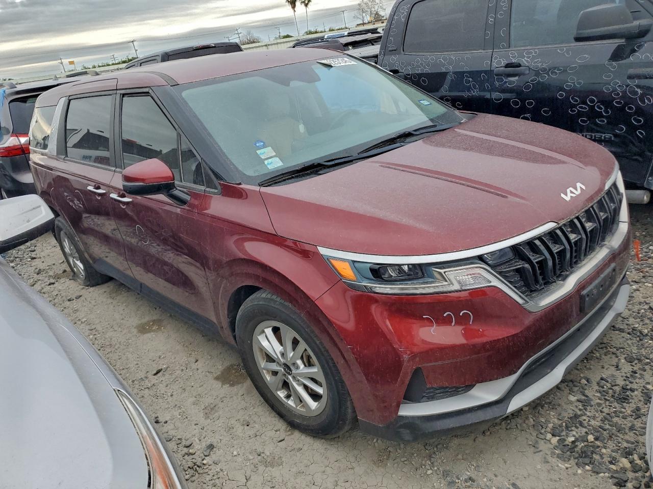 2023 Kia Carnival Lx - Фото 4