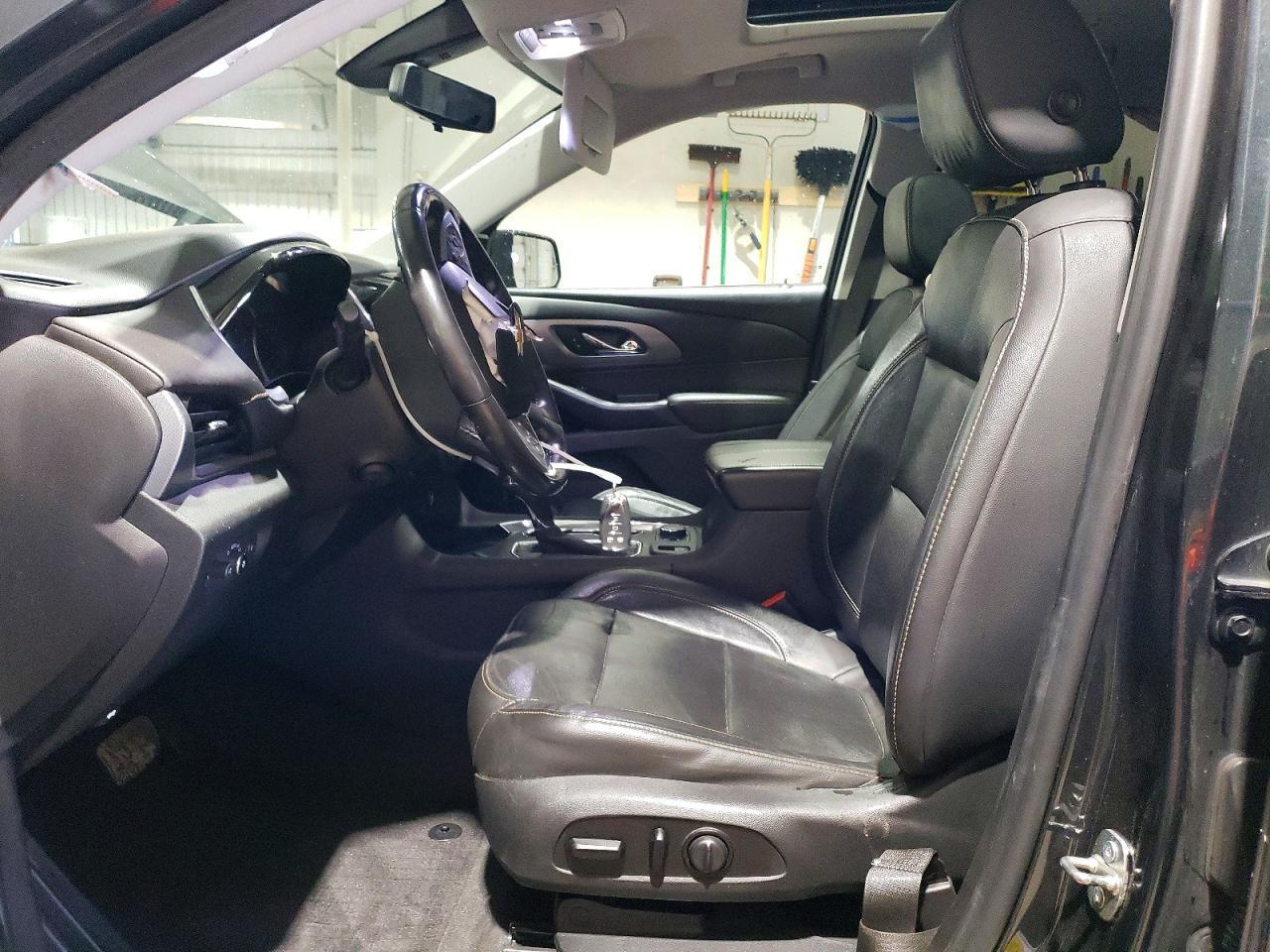 2020 Chev Traverse - Image 7