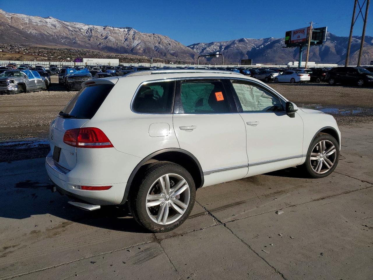 2014 Volkswagen Touareg V6 Tdi - Image 3