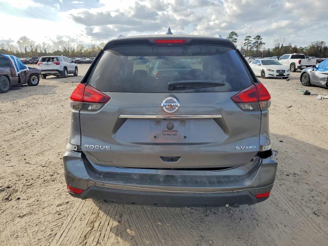 2017 Nissan Rogue S - Фото 6