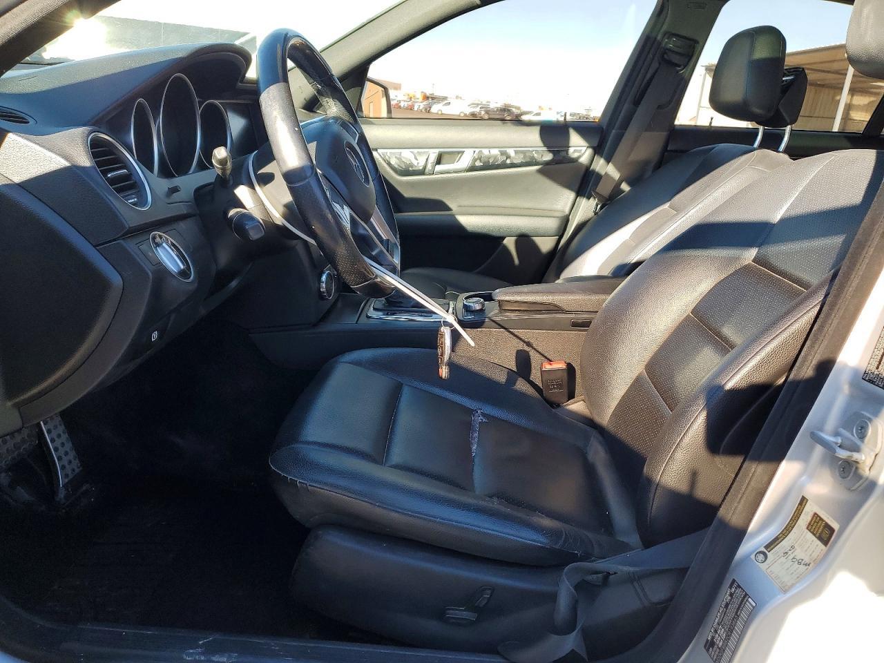 2012 Mercedes-Benz C 300 4Matic - Фото 7