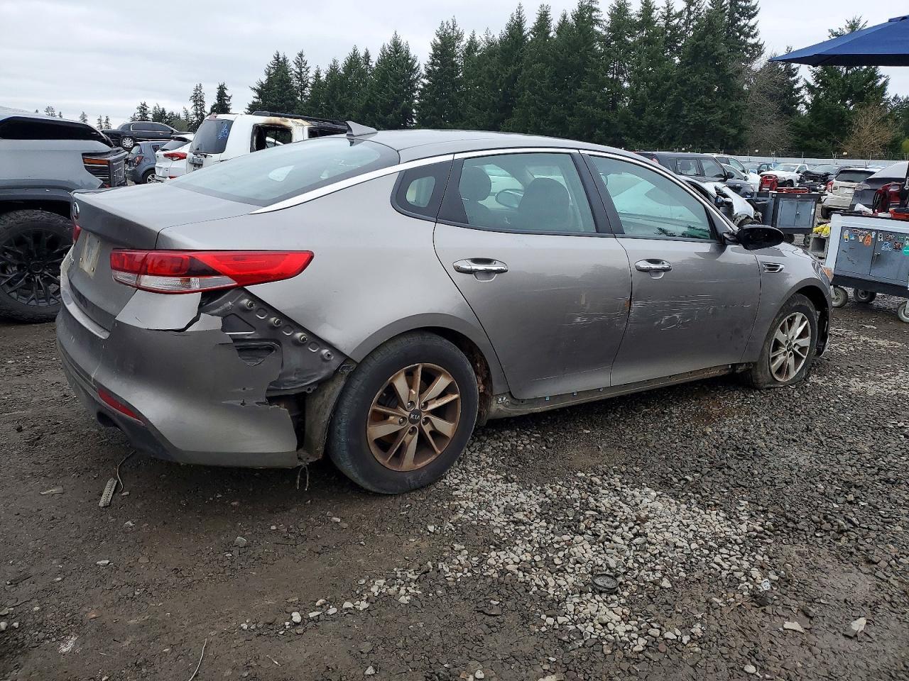 2018 Kia Optima Lx - Image 3