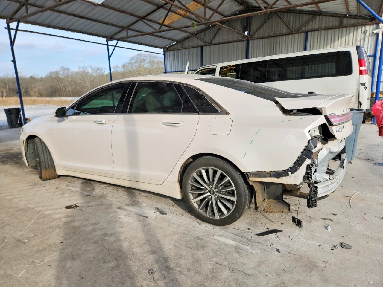 2020 Lincoln Mkz - Image 2