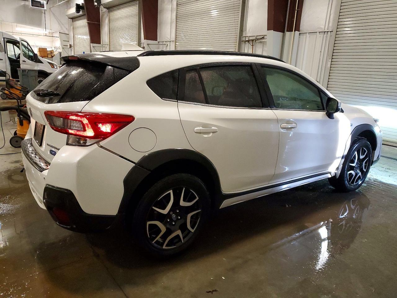 2023 Subaru Crosstrek Limited - Фото 3
