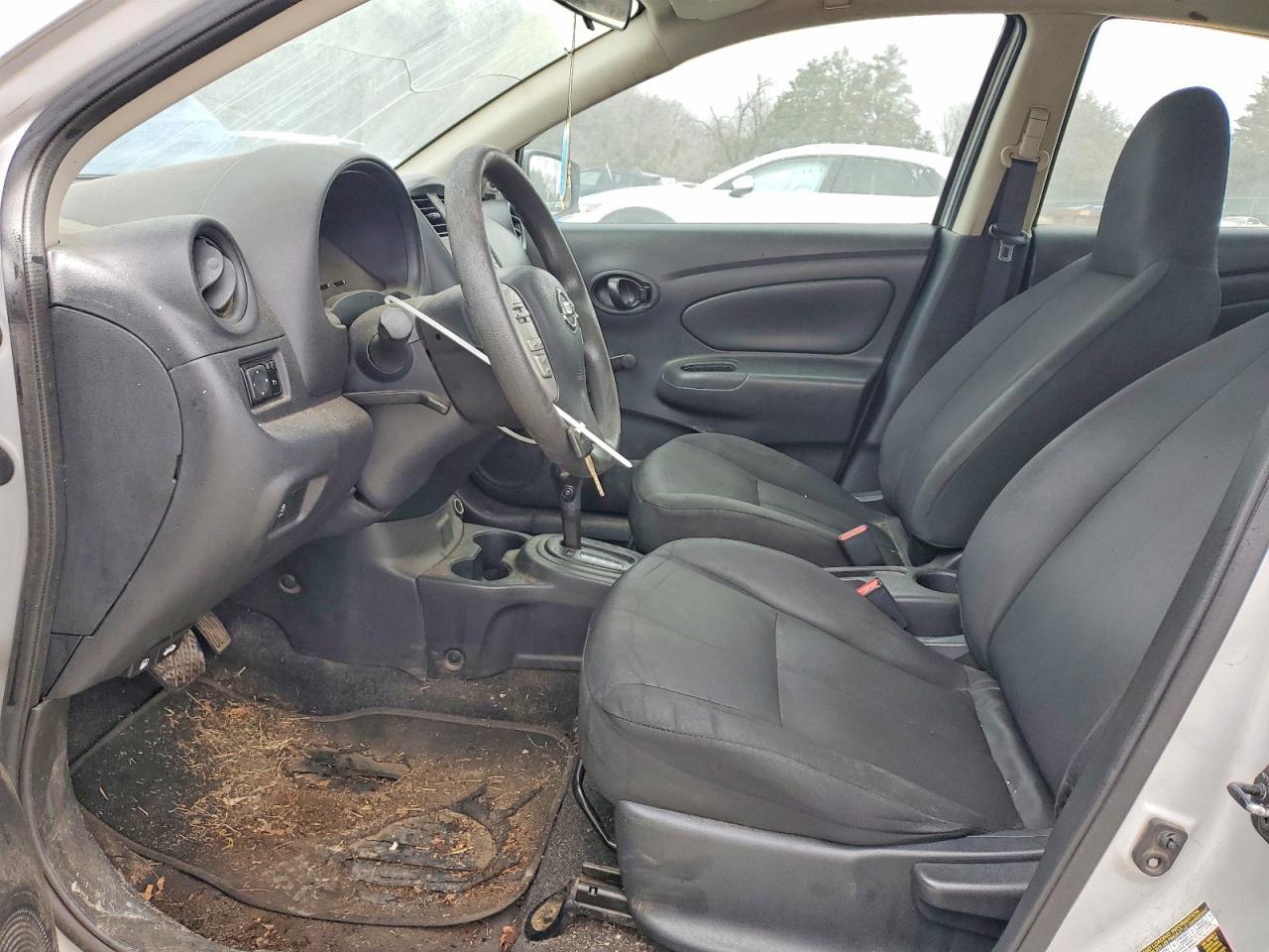 2017 Nissan Versa S - Фото 7