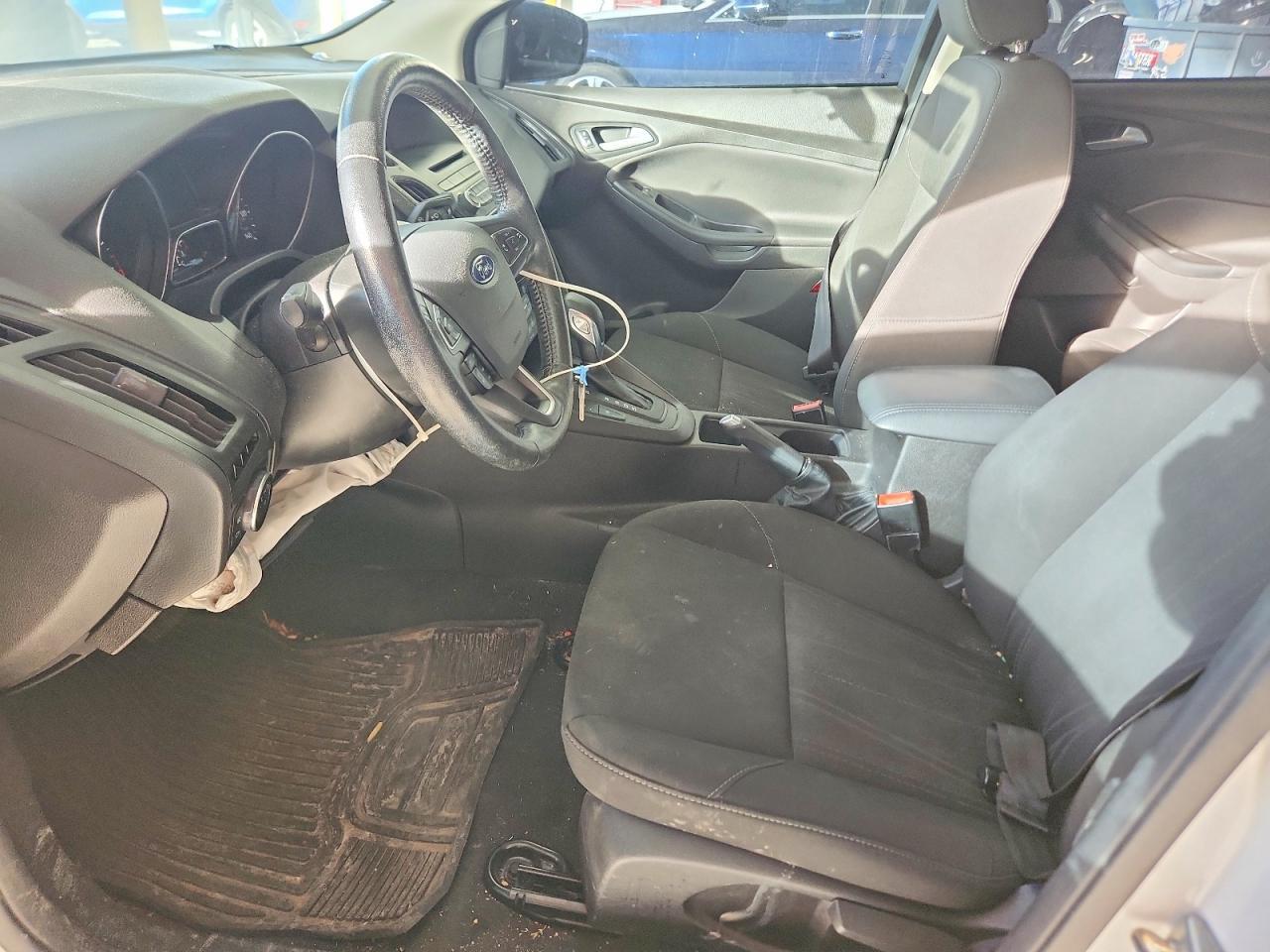 2017 Ford Focus Se - Фото 7