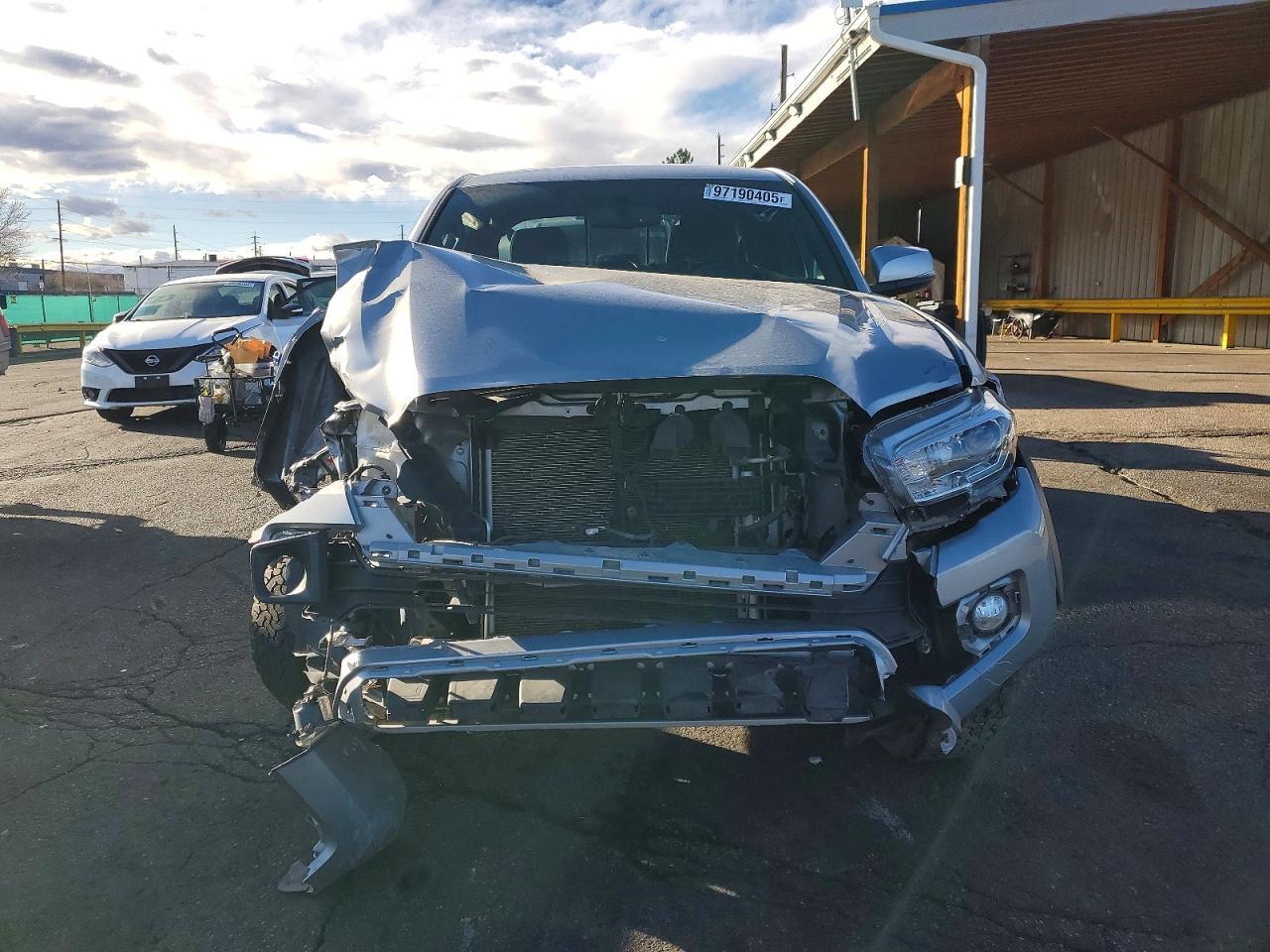 2017 Toyota Tacoma Double Cab - Фото 5