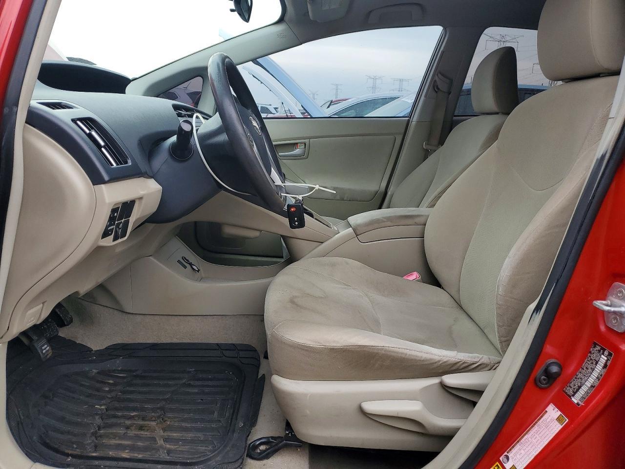2011 Toyota Prius - Фото 7