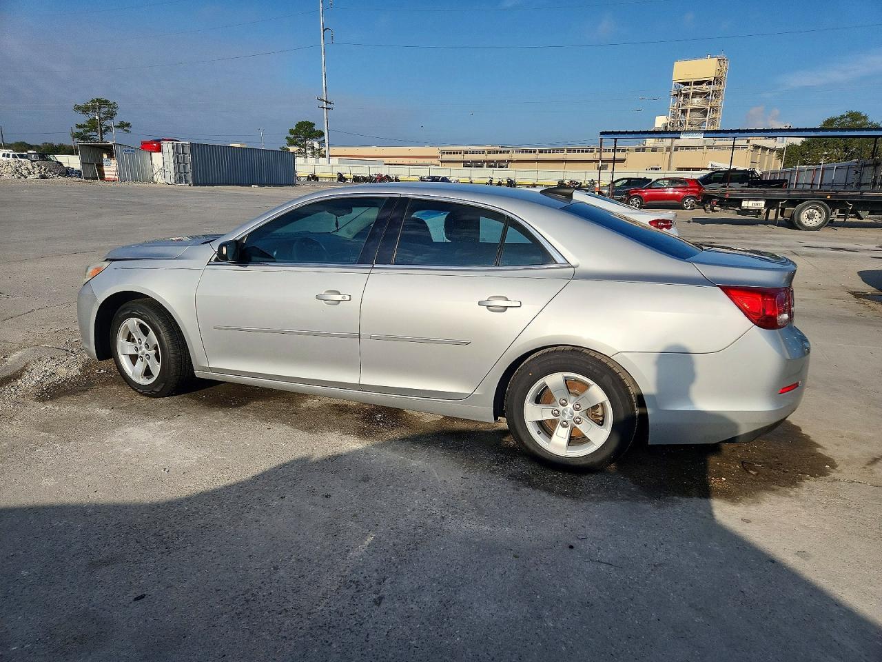 2015 Chevrolet Malibu Ls - Фото 2
