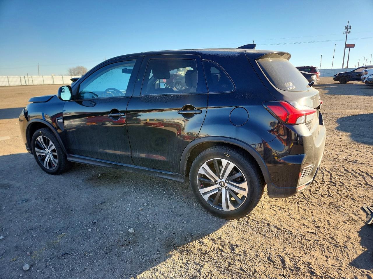 2020 Mitsubishi Outlander Sport Es - Фото 2