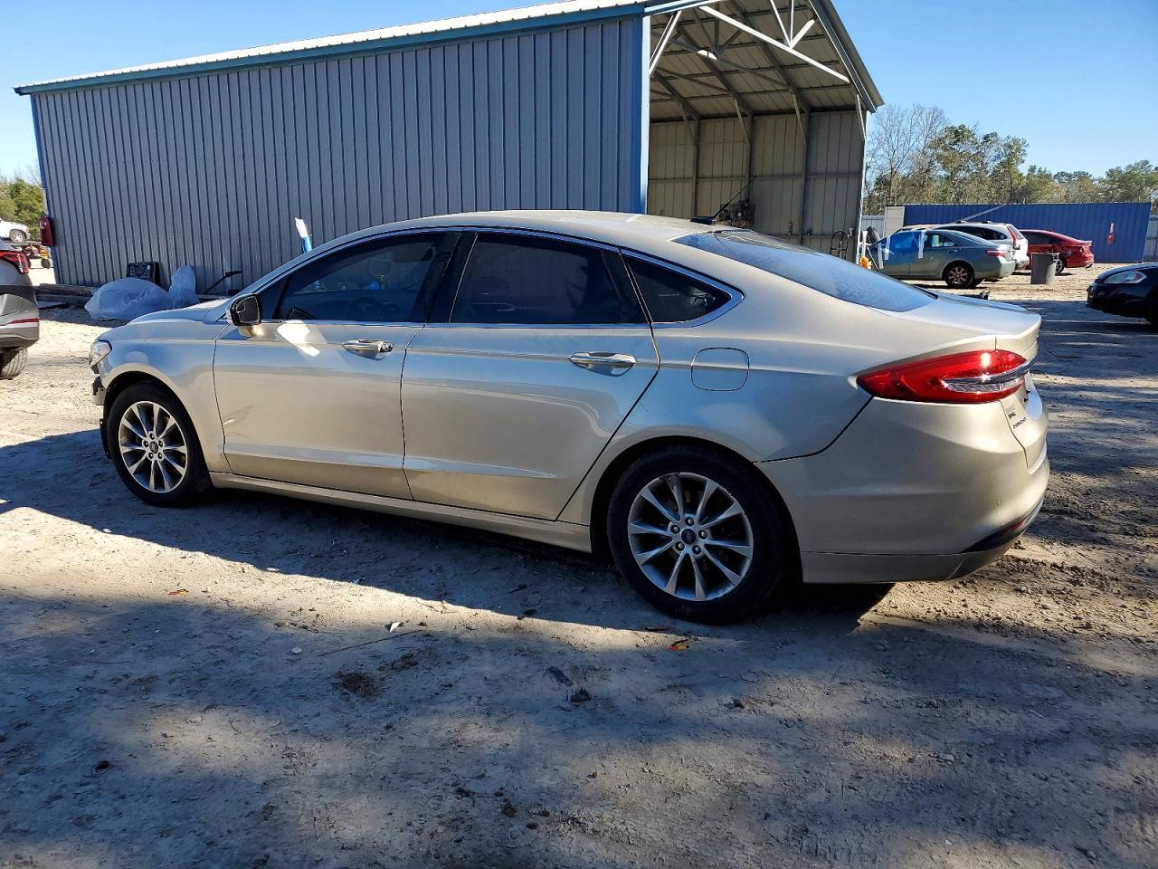 2017 Ford Fusion Se - Фото 2