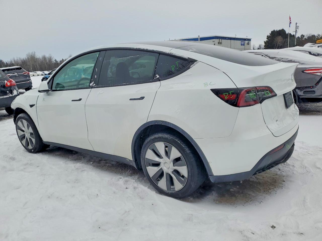 2023 Tesla Model Y - Image 2