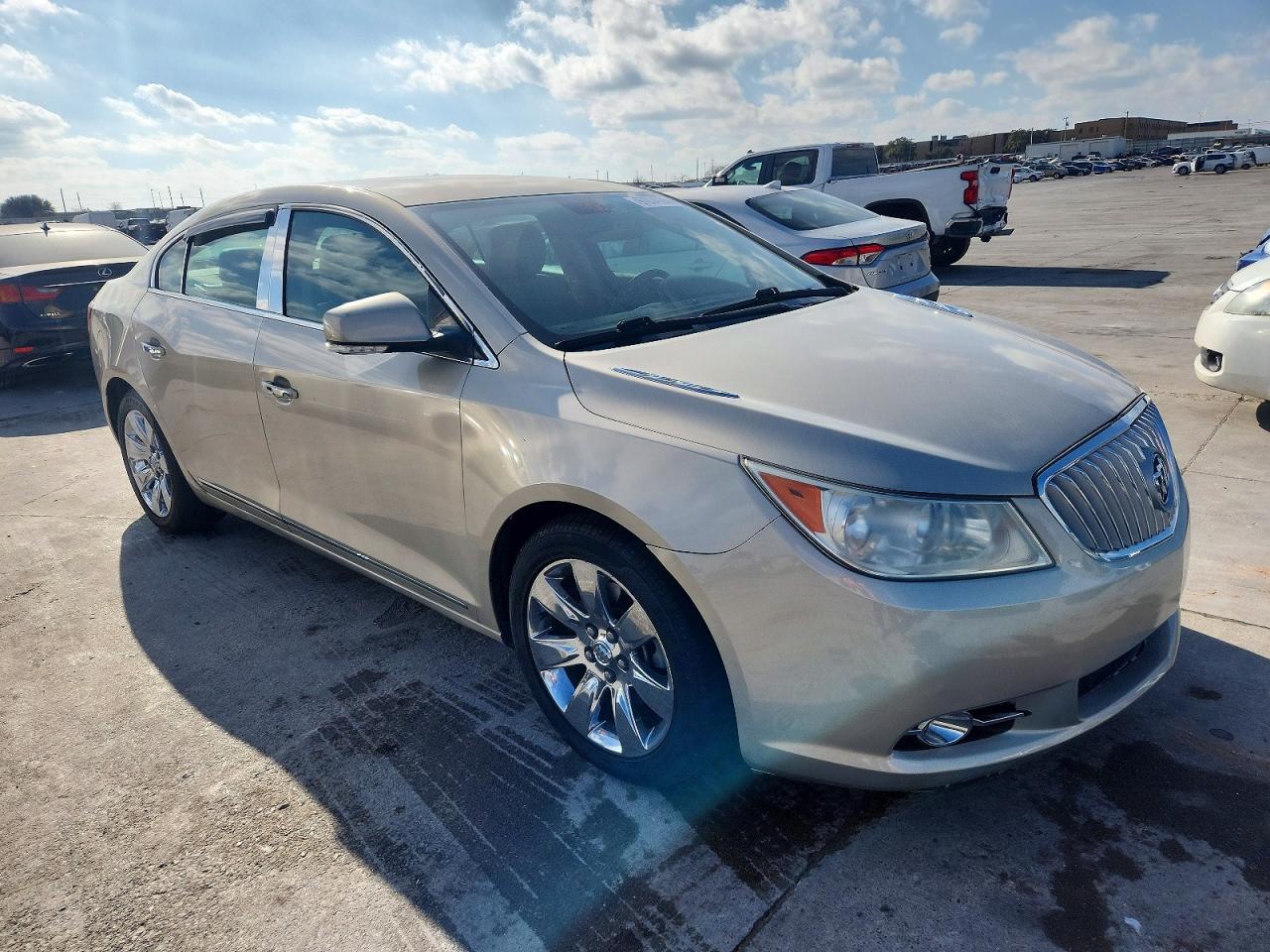 2012 Buick Lacrosse Premium - Image 4
