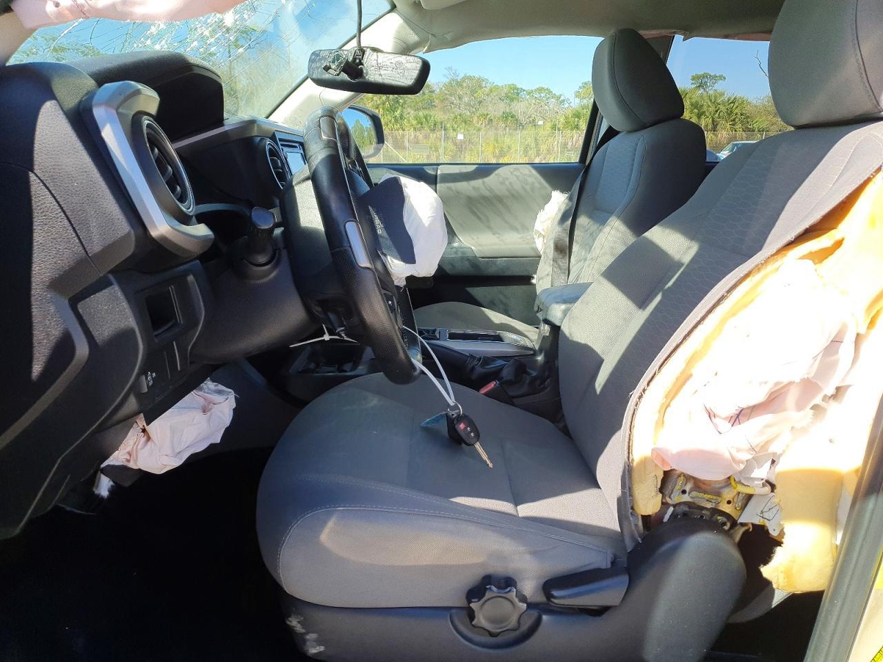 2016 Toyota Tacoma Sr5 V6 - Image 7