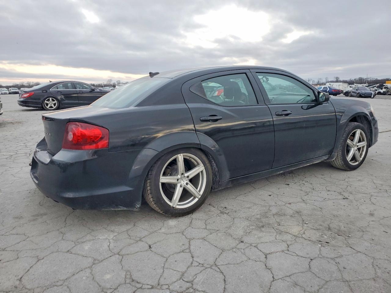 2013 Dodge Avenger Se - Фото 3