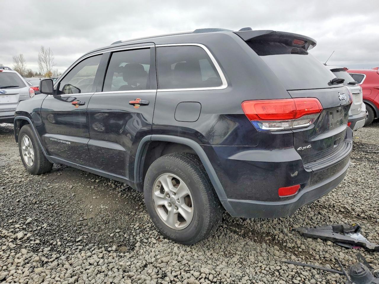 2014 Jeep Grand Cherokee Laredo - Image 2