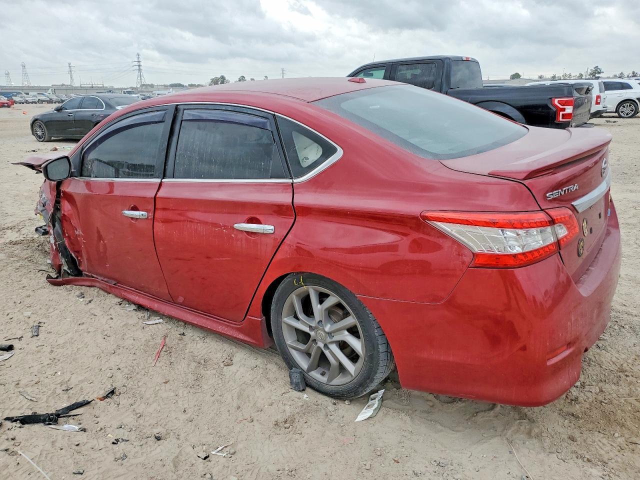 2013 Nissan Sentra S - Фото 2