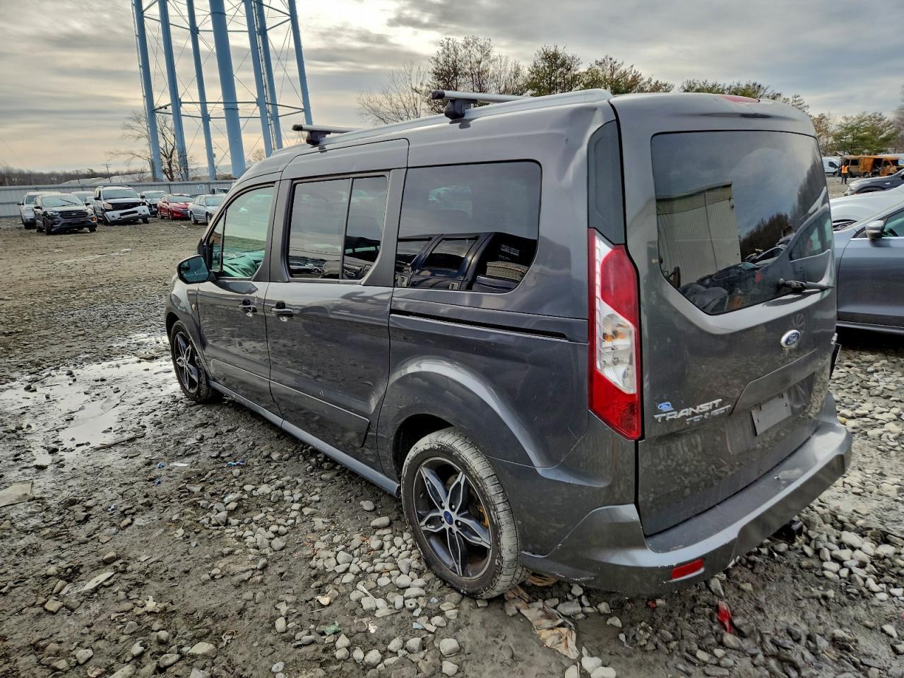2016 Ford Transit Connect Xlt - Фото 2