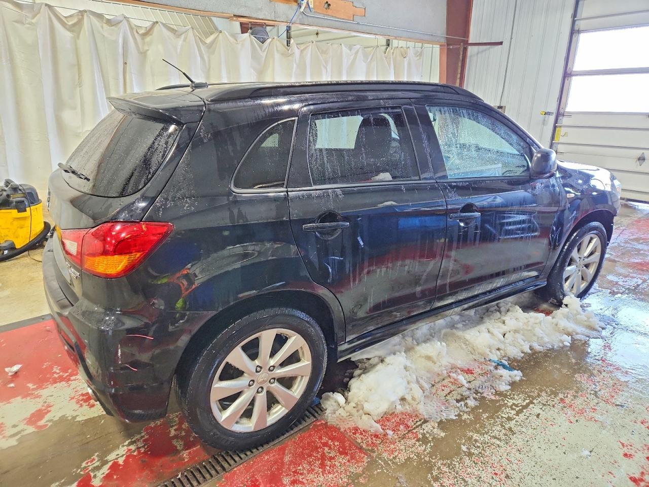 2012 Mitsubishi Outlander Sport Se - Image 3