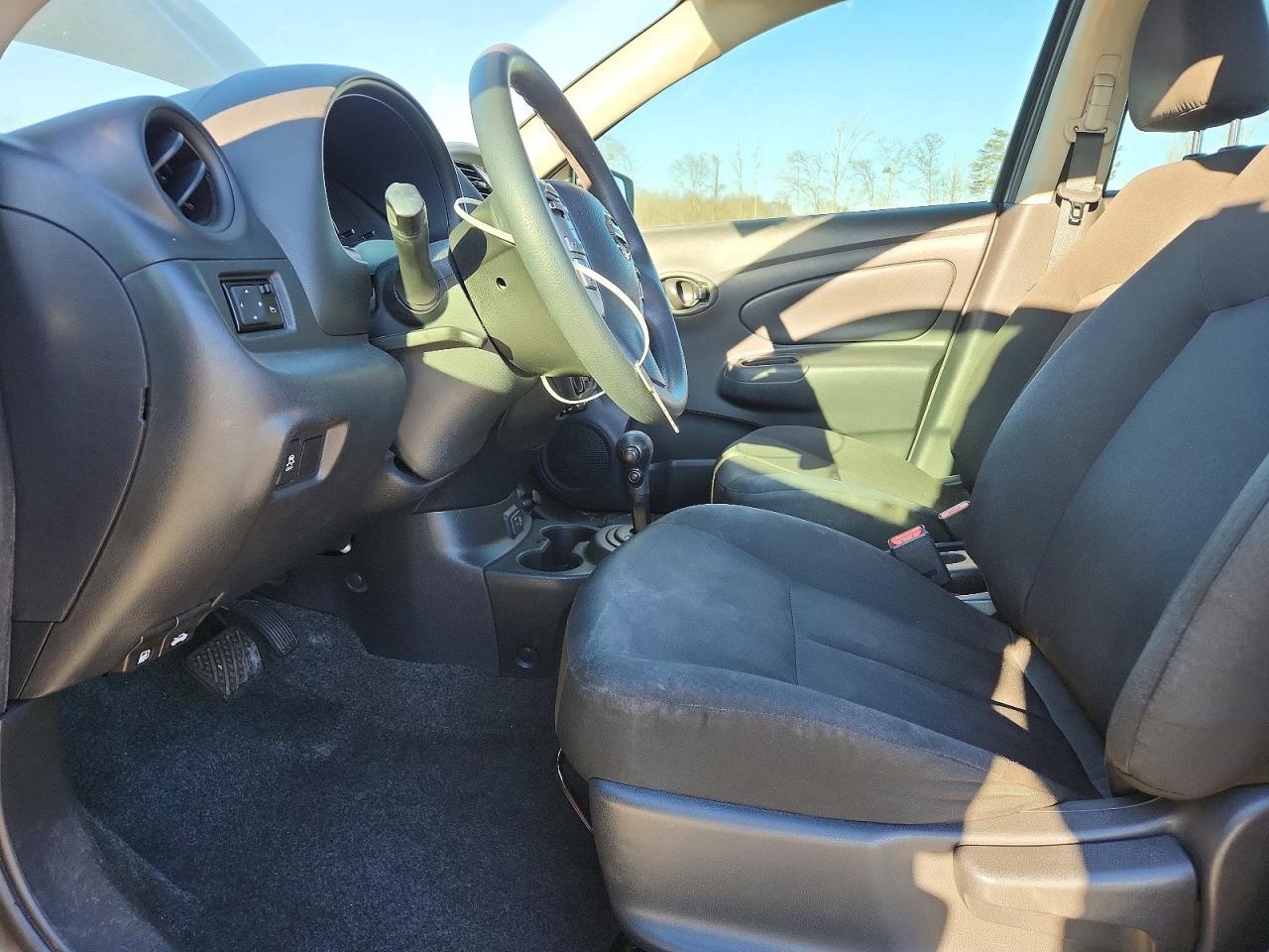 2019 Nissan Versa S - Image 7