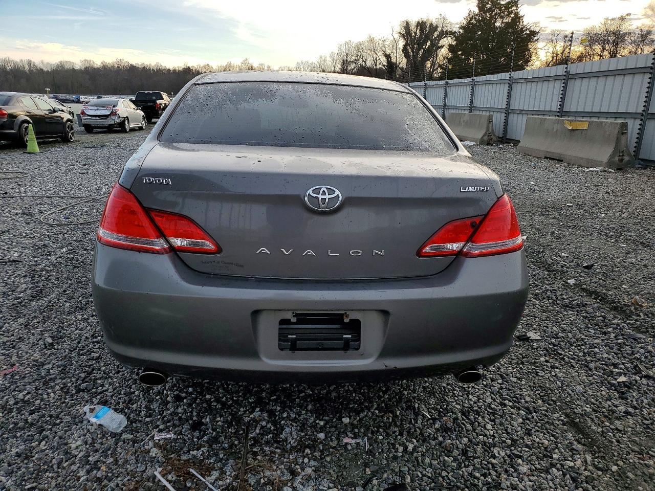 2007 Toyota Avalon Xl - Image 6