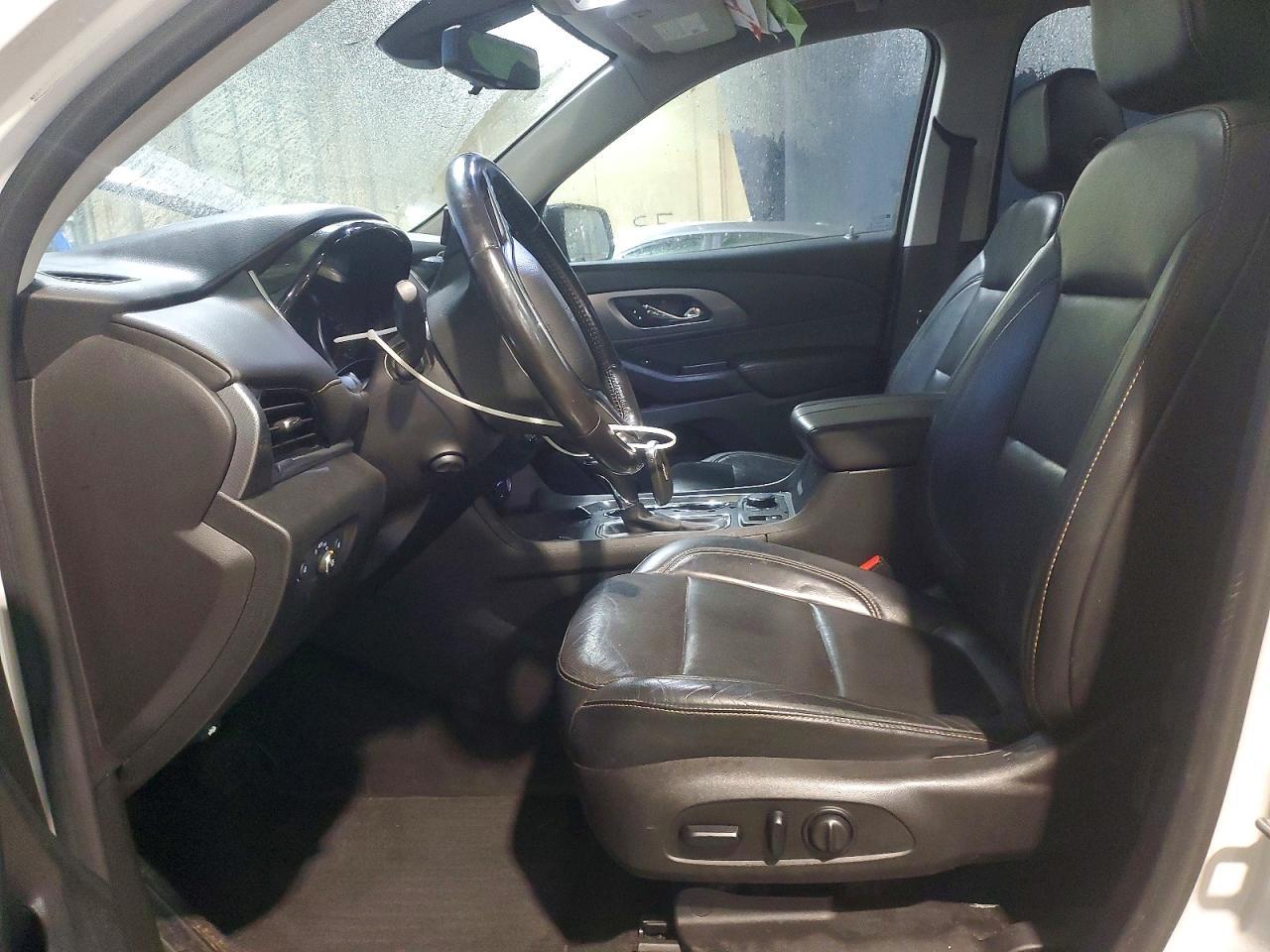 2018 Chevrolet Traverse Premier - Фото 7