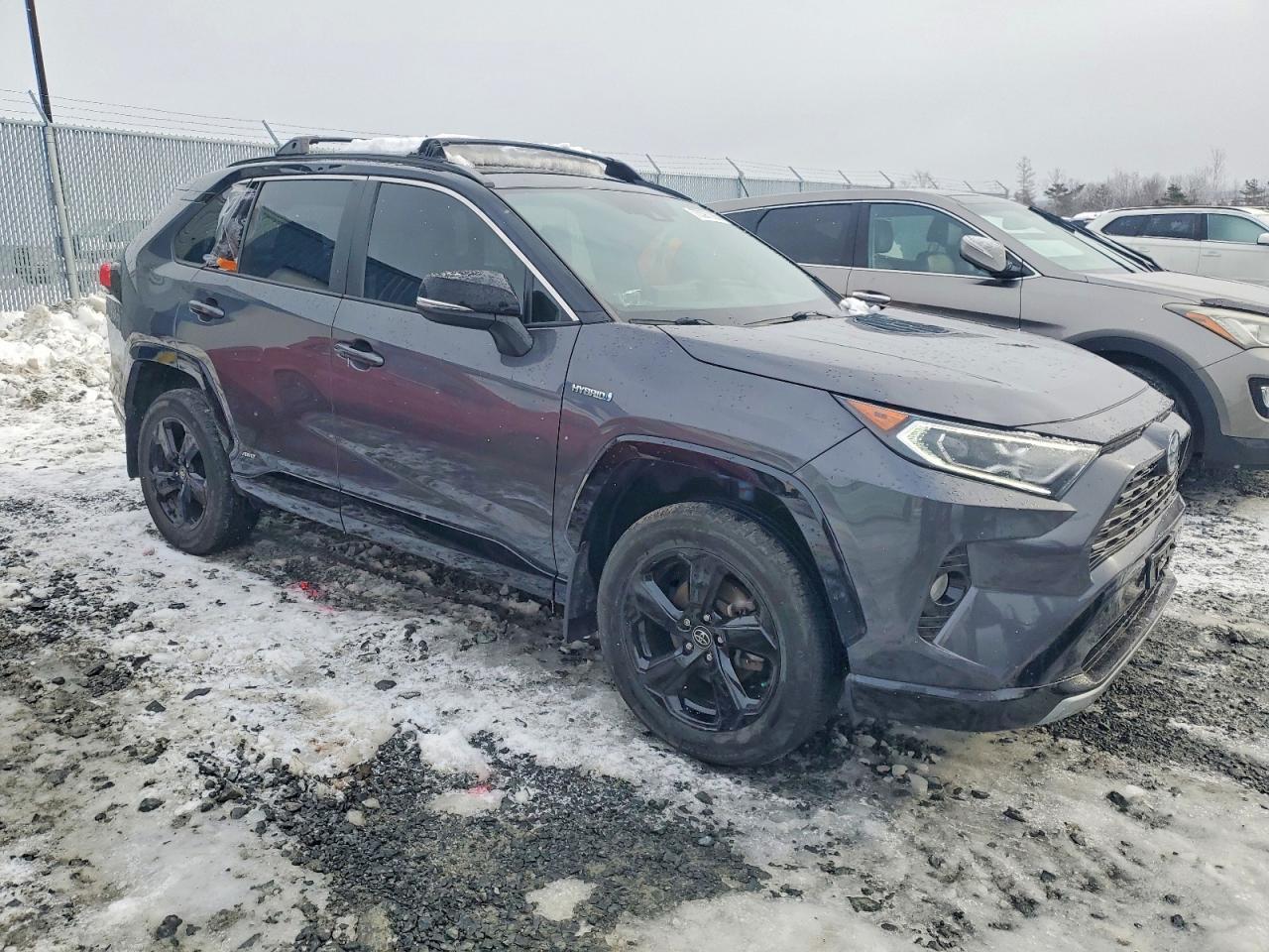 2020 Toyota Rav4 Xle - Image 4