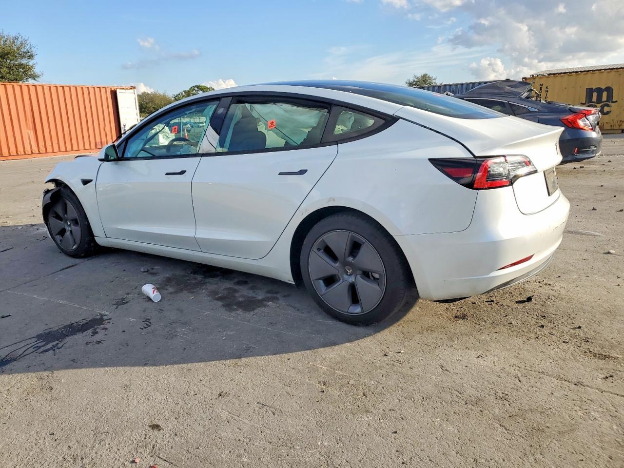 2023 Tesla Model 3 - Image 2