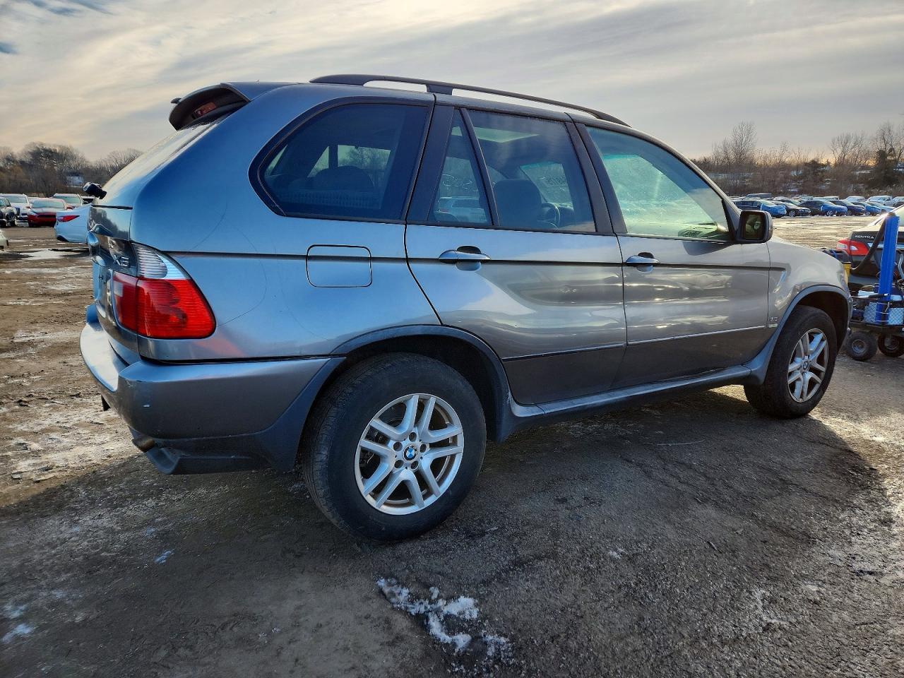 2005 BMW X5 3.0I - Image 3