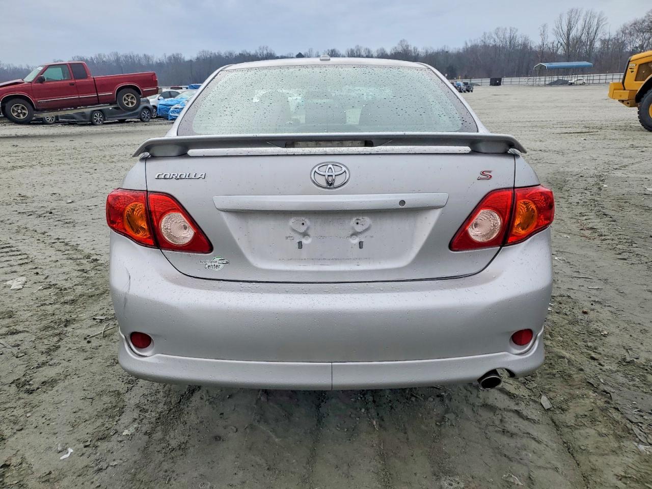 2010 Toyota Corolla Base - Фото 6